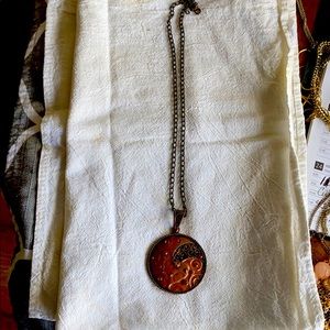 Brown and orange metal necklace